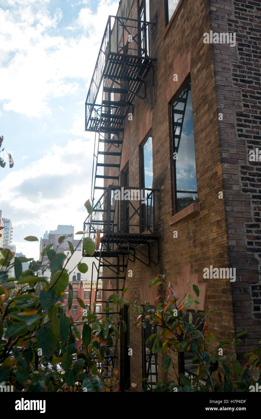 New York Fire Escapes à Chelsea Village sur le côté ouest de Manhattan Banque D'Images