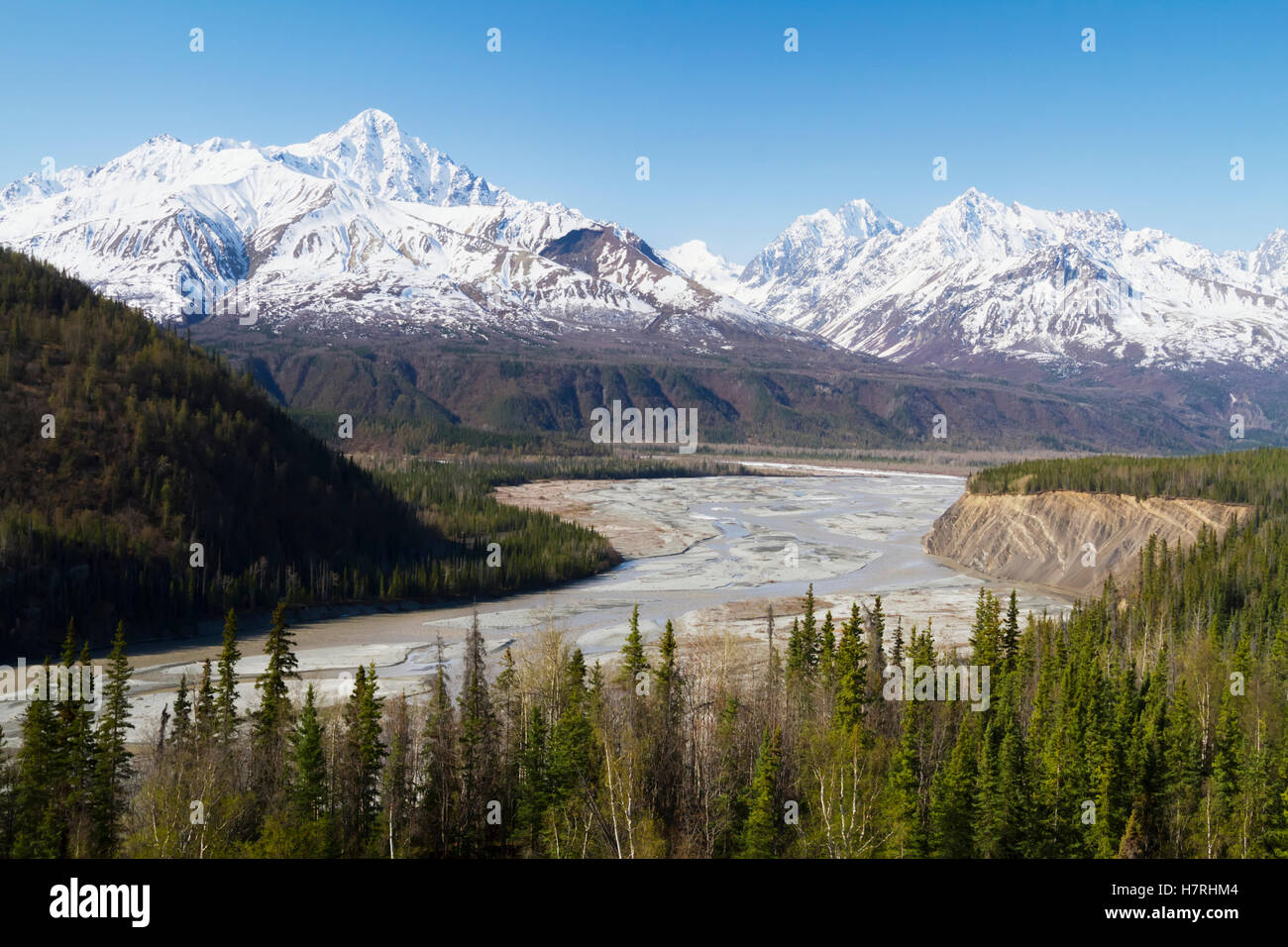 Voir d'Matnuska River Valley de l'extérieur de l'autoroute Glenn Palmer, près du glacier Matanuska, zone centre-sud de l'Alaska au printemps Banque D'Images