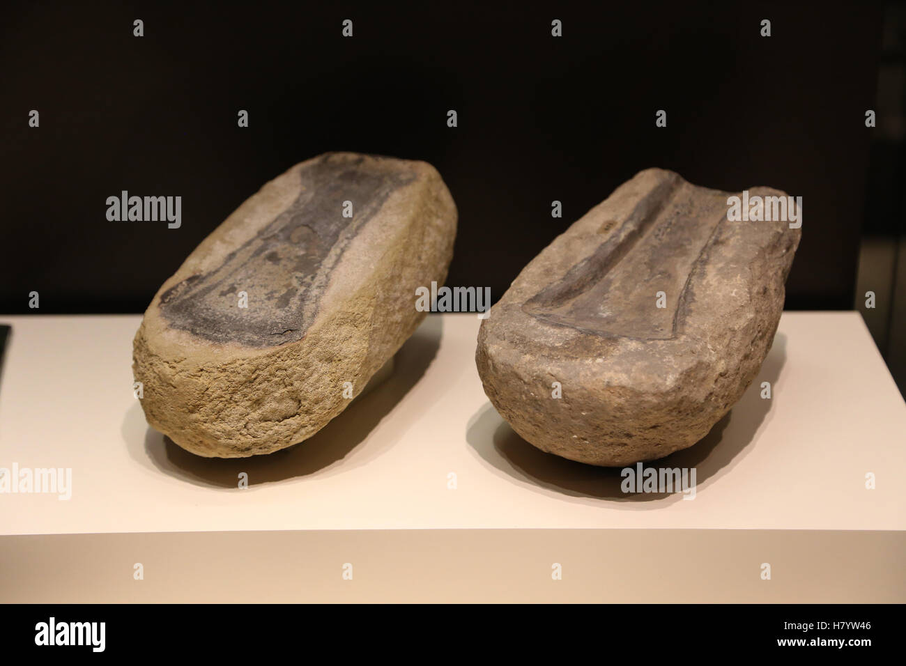 La moitié du moule. L'Âge du Bronze. L'Espagne. Musée Archéologique National, Madrid. L'Espagne. Banque D'Images