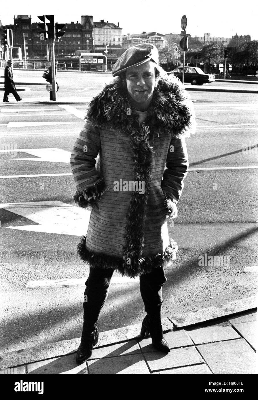 ELTON JOHN Brittish Chanteuse et compositeur lors d'une visite à Stockholm 1984 Banque D'Images