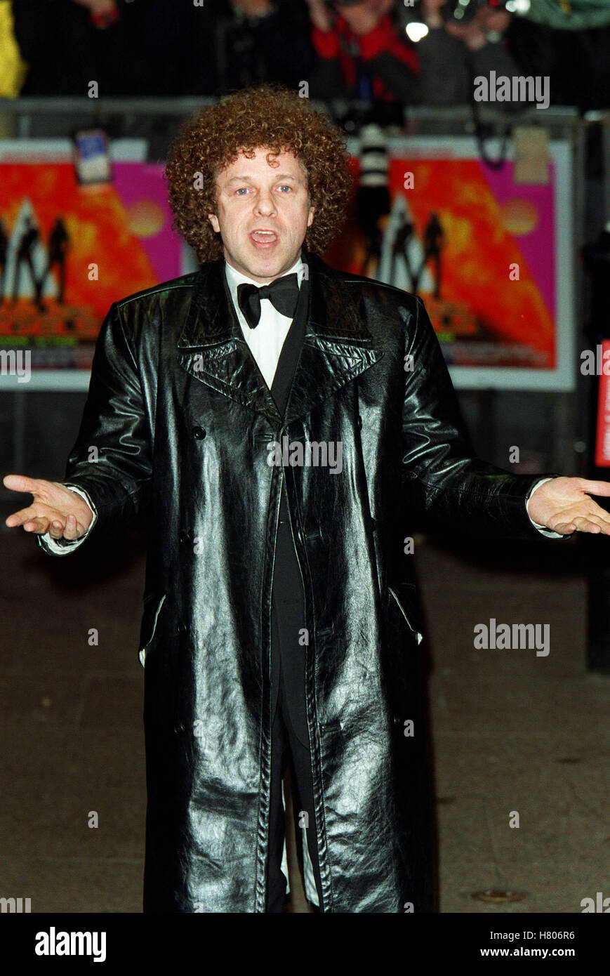 LEO SAYER 'CHARLIES ANGELS' LA PREM LONDON ODEON Leicester Square Londres Angleterre 22 Novembre 2000 Banque D'Images