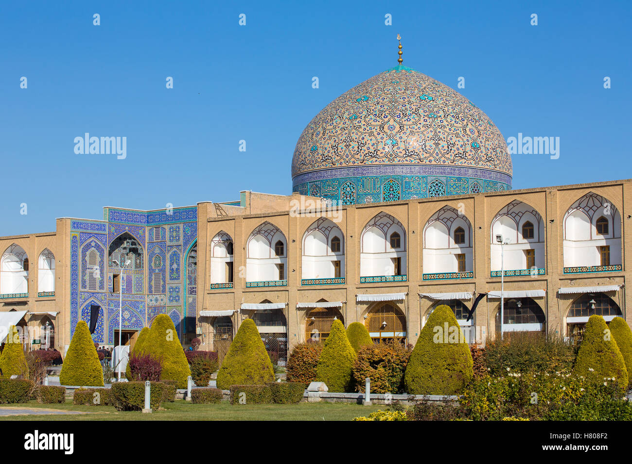 Mosquée cheik Lotfollah à Naqhsh-e Jahan Square à Isfahan, Iran Banque D'Images