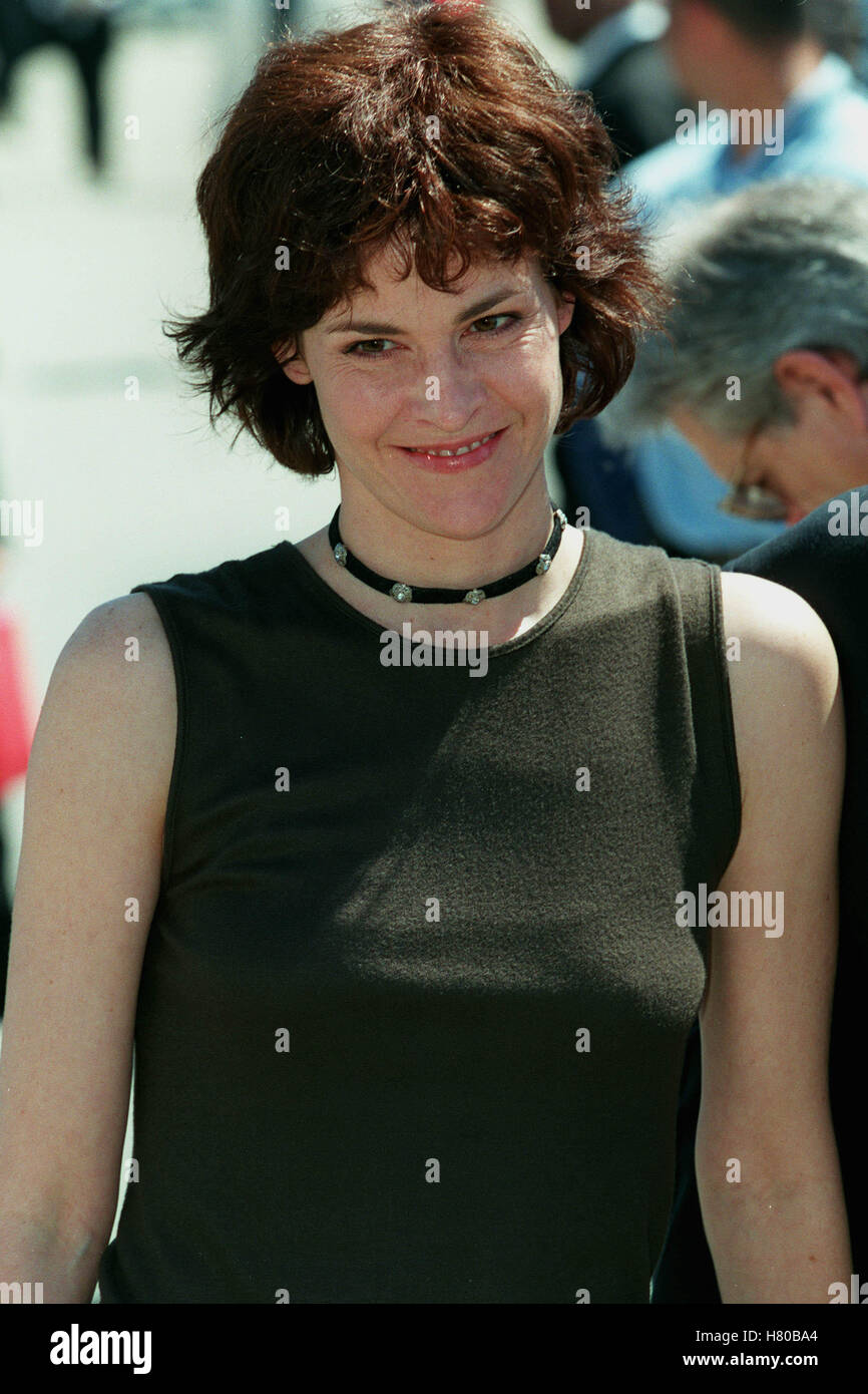 ALLY SHEEDY LOS ANGELES USA 27 Mars 1999 Banque D'Images