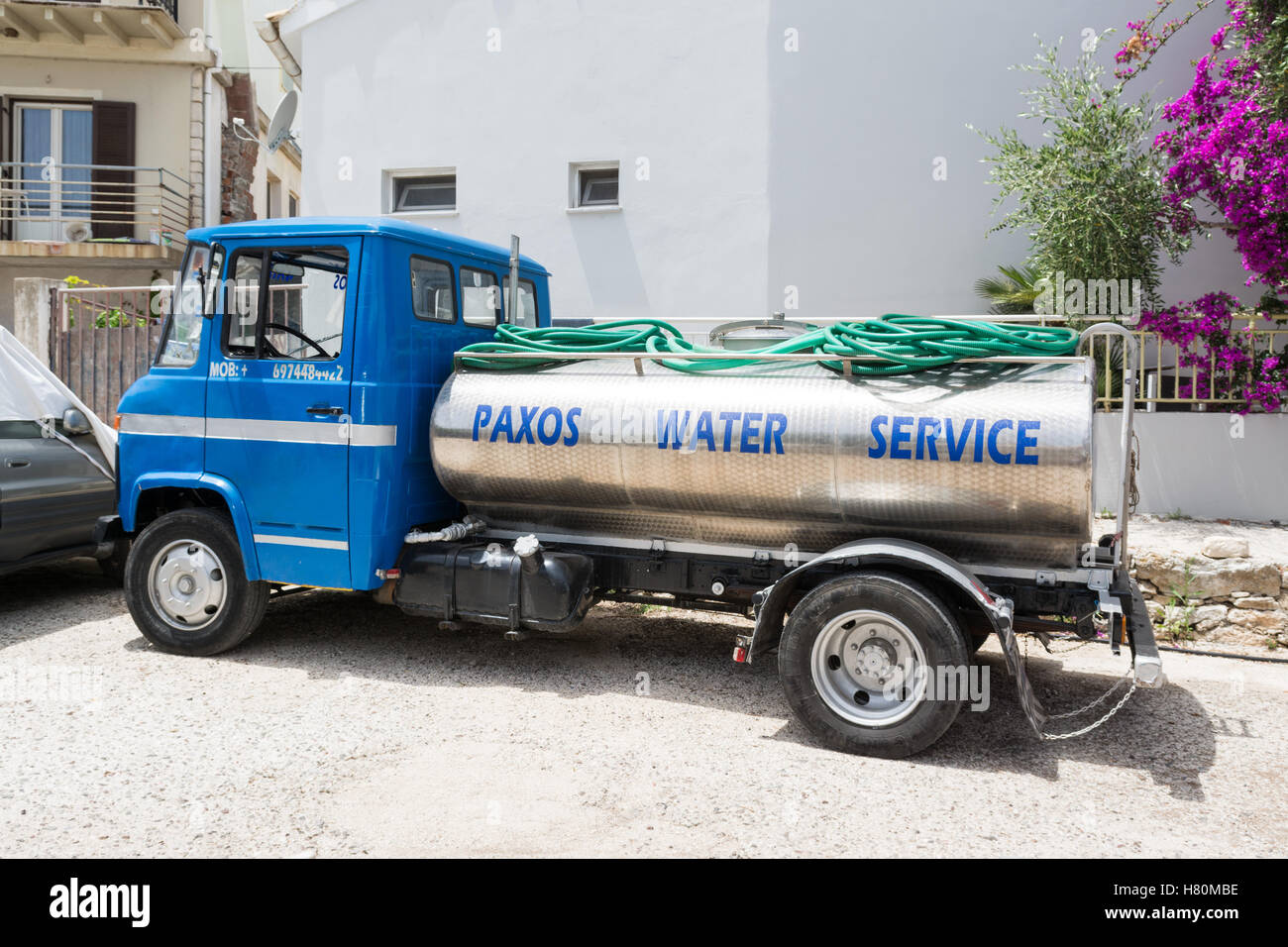 Service de l'eau en camion Gaios, Paxos, Grèce Banque D'Images