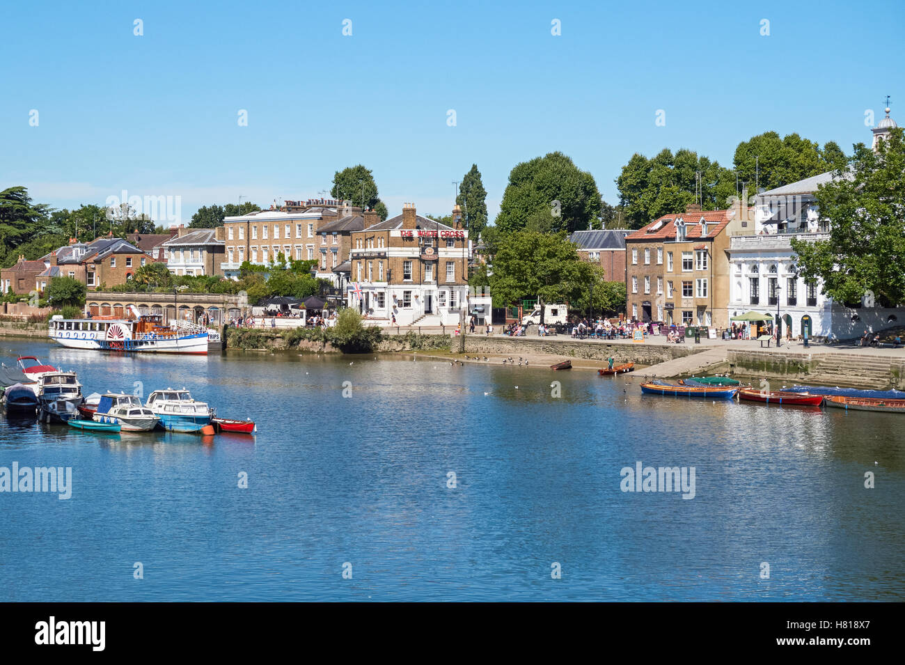 Richmond Riverside, Londres Angleterre Royaume-Uni UK Banque D'Images