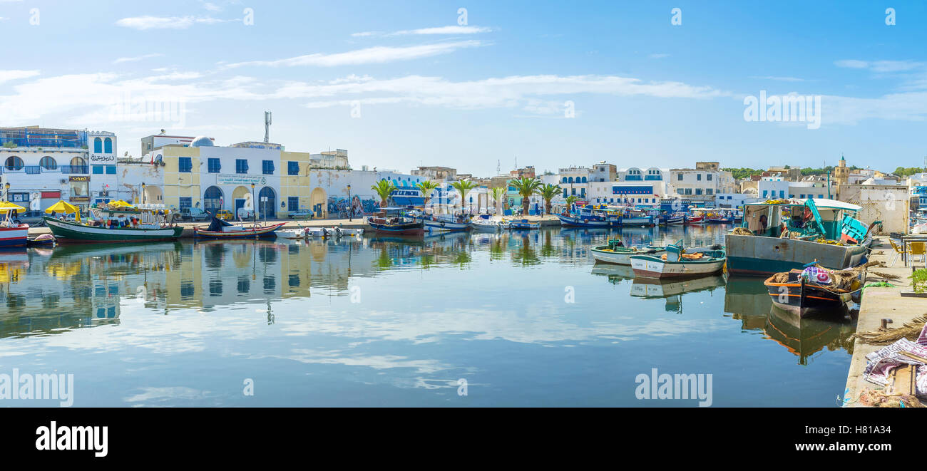 L'esprit méditerranéen du port de bizerte le rend populaire lieu touristique Banque D'Images