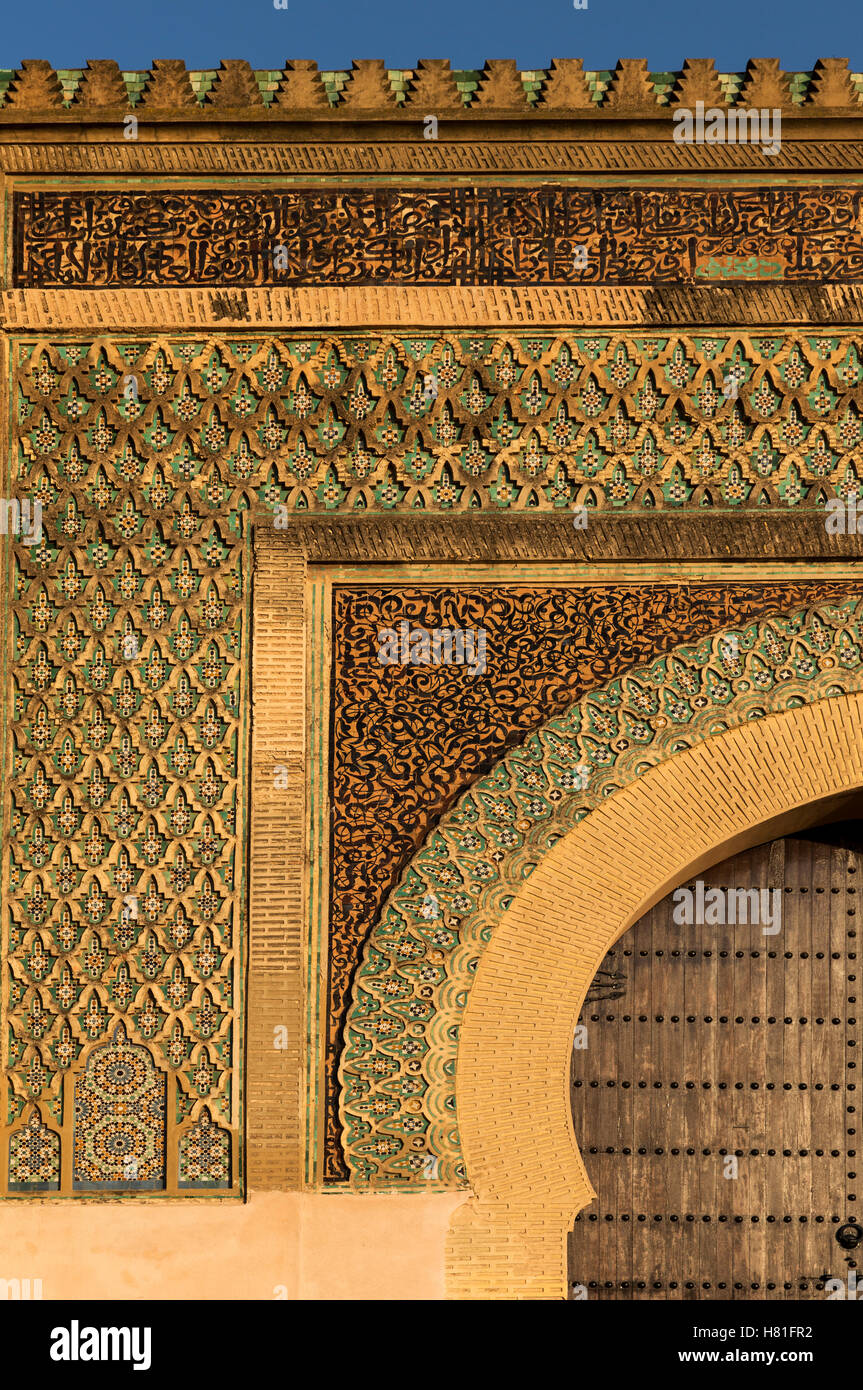 Maroc, Meknès, Bab el-Mansour, achevé en 1732 Banque D'Images