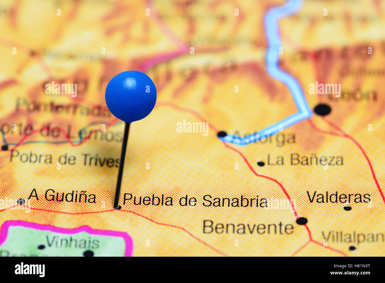 Puebla de Sanabria épinglée sur une carte de l'Espagne Banque D'Images