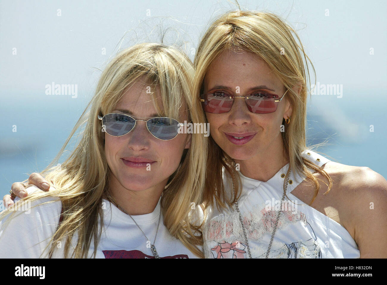 PATRICIA et Rosanna Arquette CANNES FILM FESTIVAL FESTIVAL DU FILM DE CANNES CANNES FRANCE 16 Mai 2002 Banque D'Images