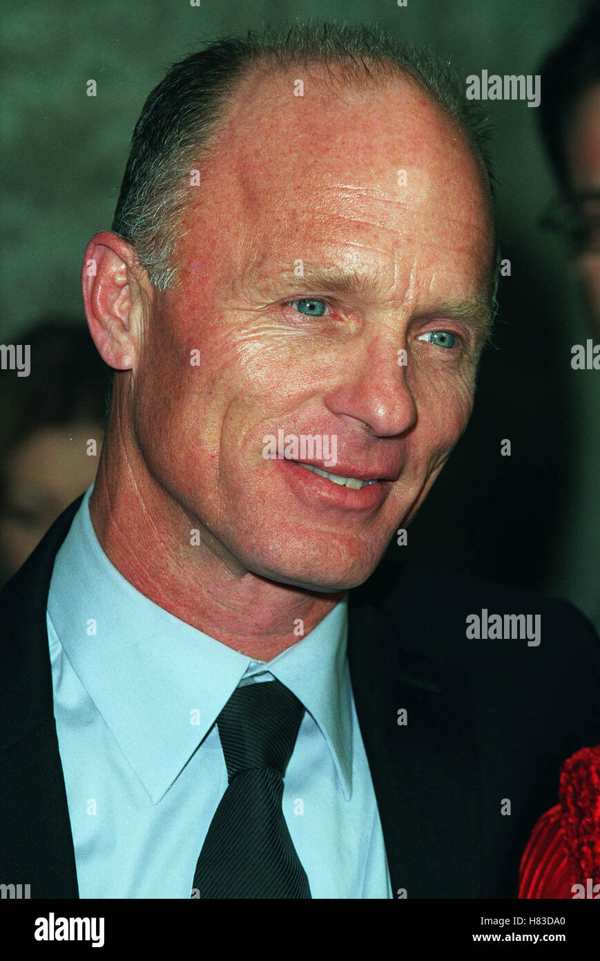 ED HARRIS "un bel esprit'PREMIER FILM LOS ANGELES USA 13 décembre 2001 Banque D'Images