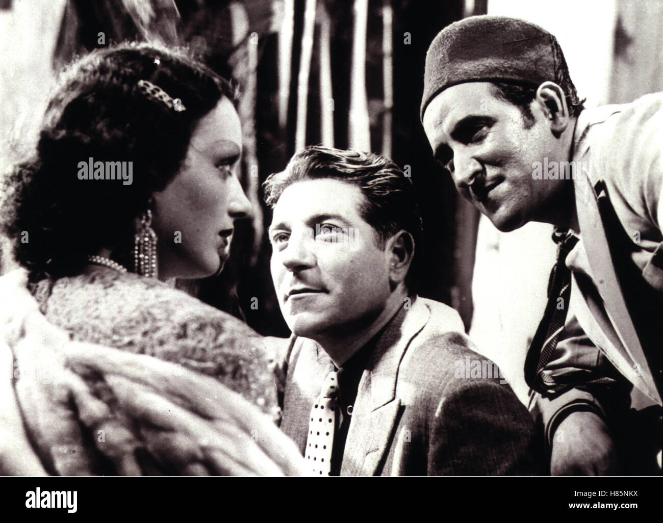 Pépé le Moko - Im Dunkel von Algier (Pépé le Moko), F 1937, Regie : Julien Duvivier, MIREILLE BALIN  + Jean GABIN Banque D'Images