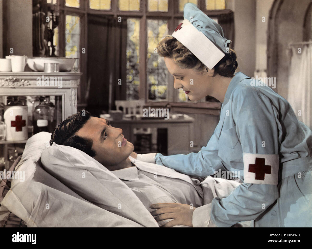 Tag und Nacht denk ich dich, un (NUIT ET JOUR) USA 1946, Regie : Michael Curtiz, Cary Grant, ALEXIS SMITH, Ausdruck : Krankenzimmer, Patient, Sœur, Rotes Kreuz Banque D'Images