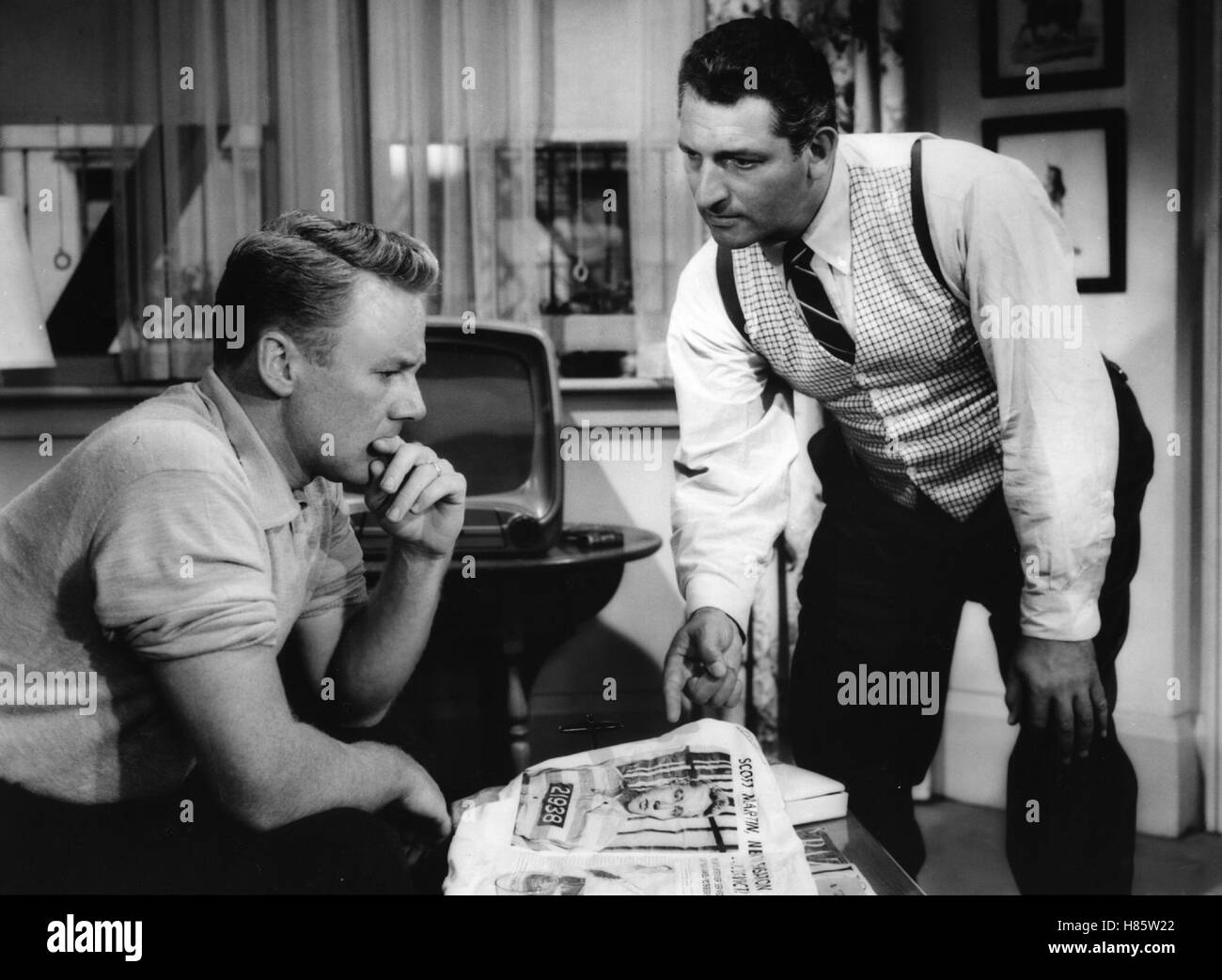 Tödlicher, Skandal (DIFFAMATION) USA 1956, Regie : Roy Rowland, VAN JOHNSON, STEVE COCHRAN Banque D'Images