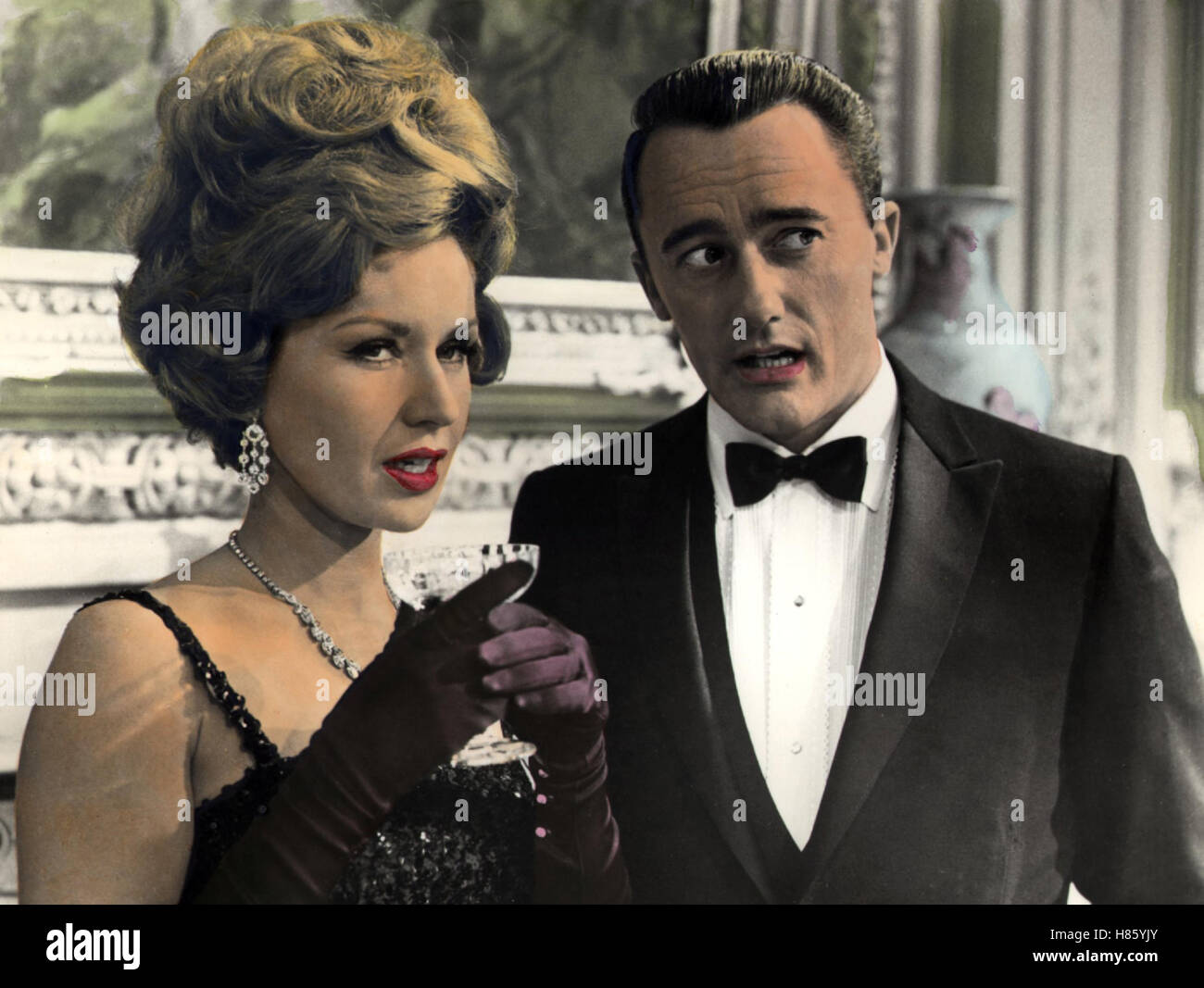Für Solo O.N.K.E.L.:Agent auf Kanal D, (pour piéger un espion) USA 1964, Regie : Don Medford, PATRICIA CROWLEY, Robert Vaughn Banque D'Images