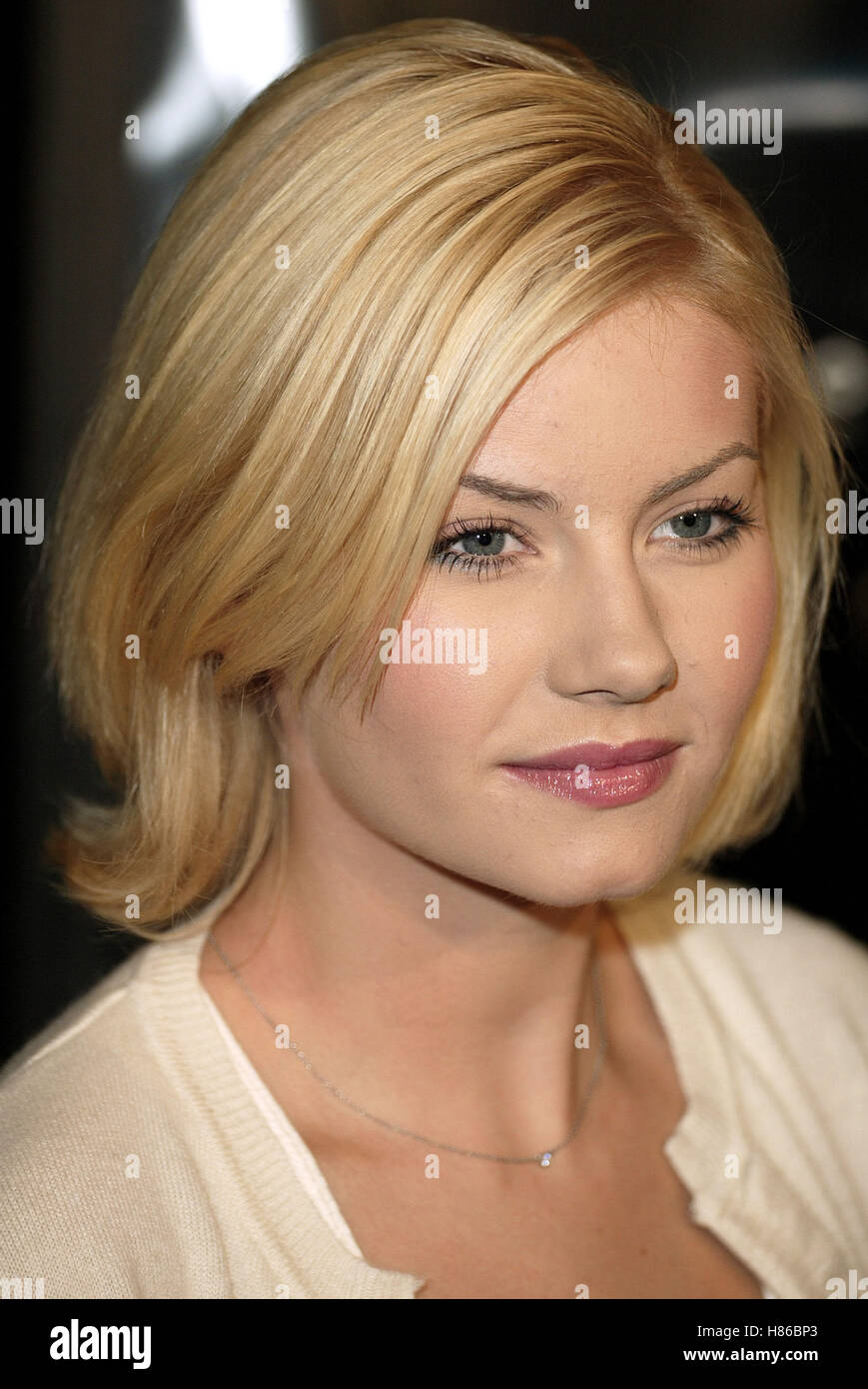 ELISHA CUTHBERT L'ANNEAU WORLD FILM PREMIERE 02 Octobre 2002 Banque D'Images