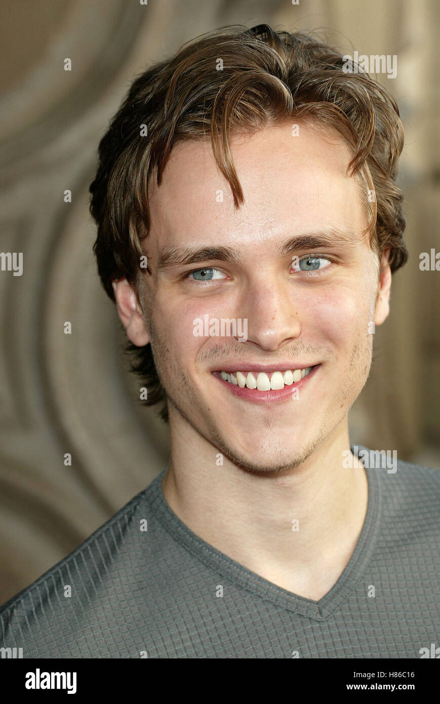 JONATHAN JACKSON COLUMBO PREMIER FILM EL CAPITAN THEATRE HOLLYWOOD LOS ANGELES USA 05 Octobre 2002 Banque D'Images