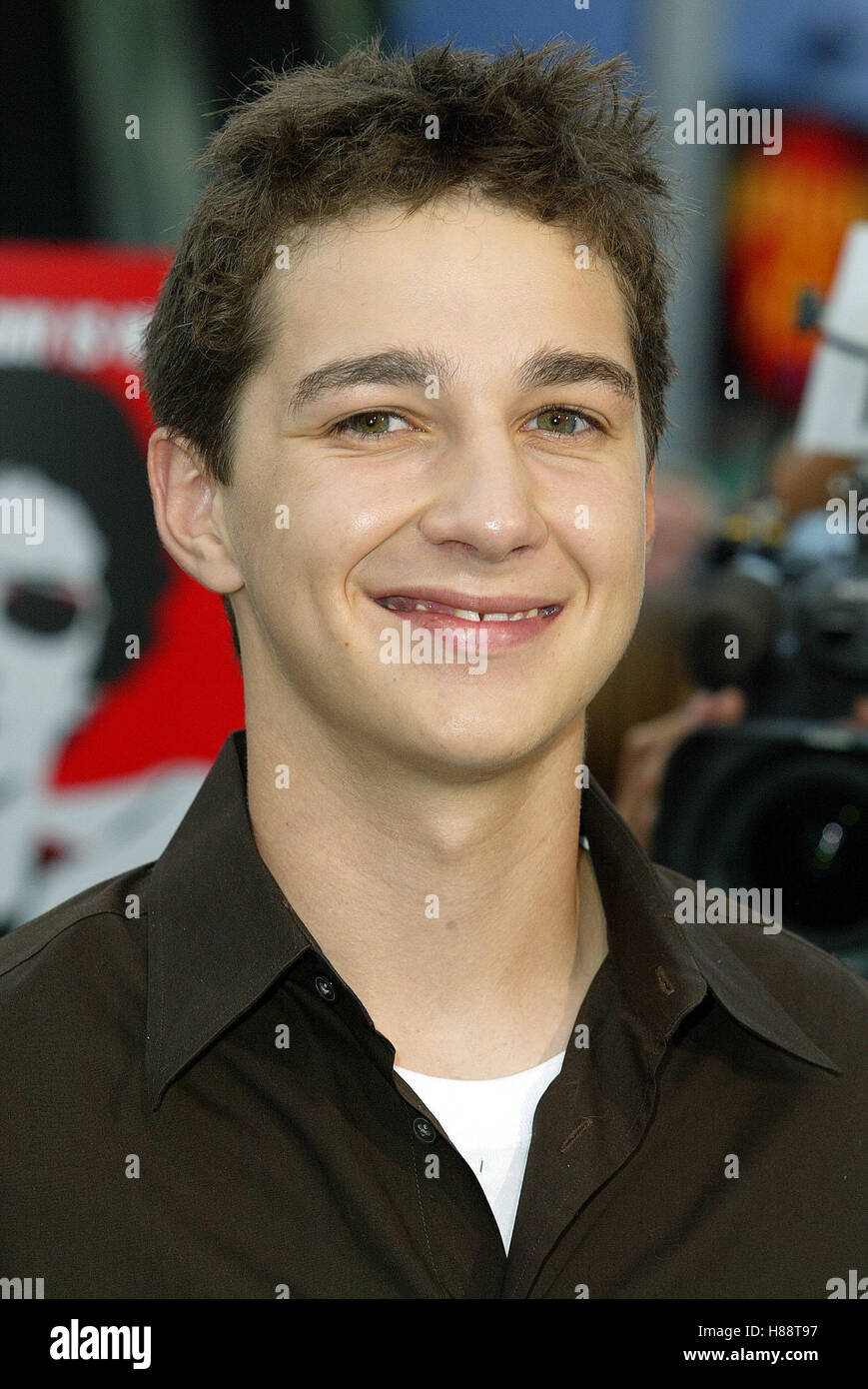 SHIA LABEOUF LA BATAILLE DE SHAKER HEIGHTS UNIVERSAL CITYWALK LOS ANGELES USA 11 Août 2003 Banque D'Images