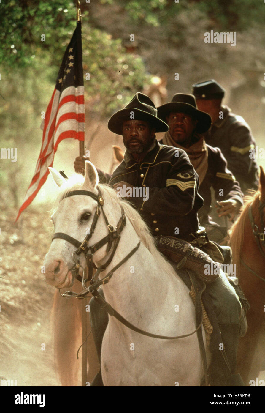 Des soldats Buffalo, BUFFALO (soldats) USA 1997, Regie : Charles Haid, Danny Glover, Ausdruck : uniforme, Fahne, Pferde Banque D'Images