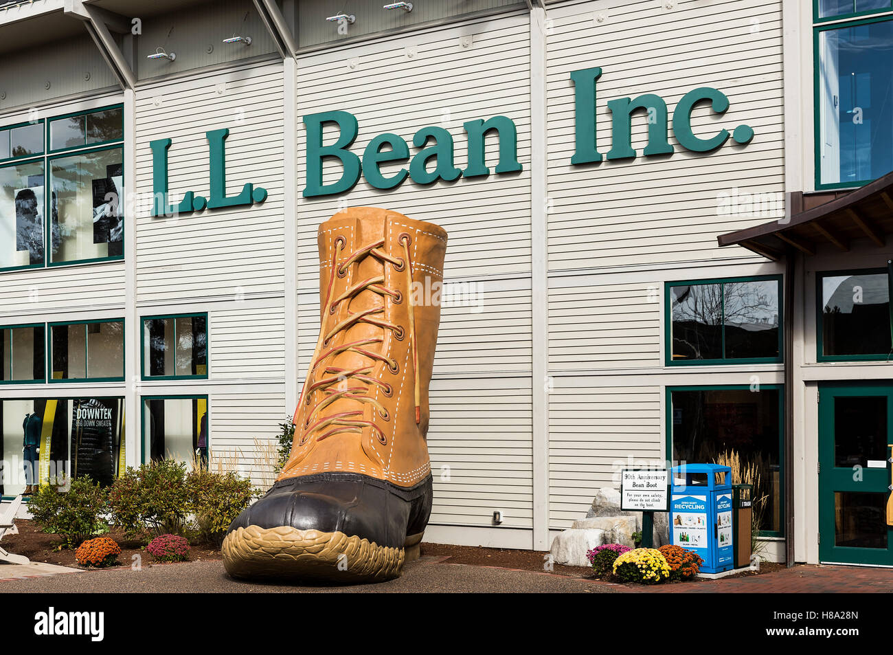 LL Bean flagship store, Freeport, Maine, USA. Banque D'Images