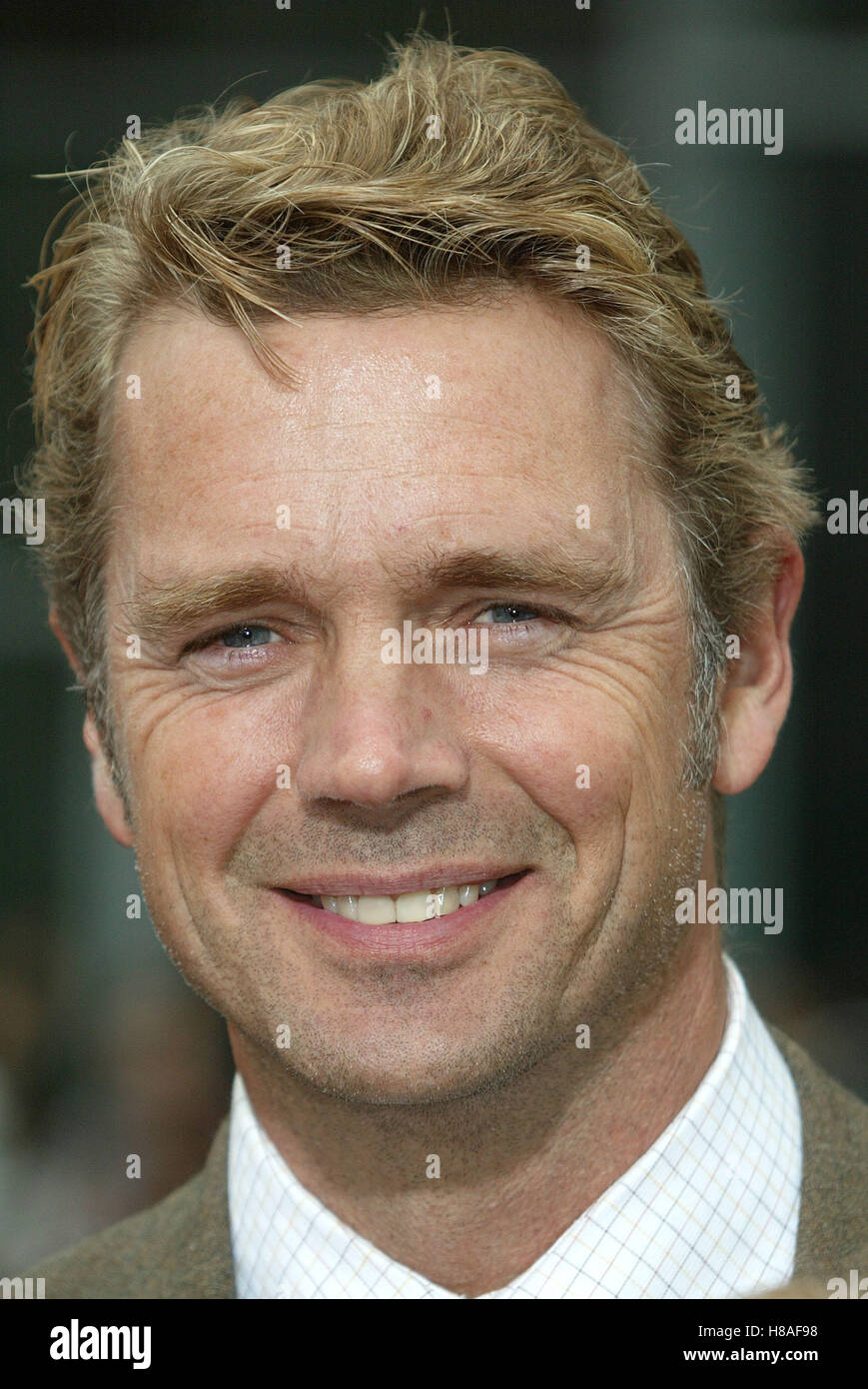 JOHN SCHNEIDER LOONEY TUNES : BACK IN ACTION THÉÂTRE CHINOIS LA HOLLYWOOD USA 09 novembre 2003 Banque D'Images