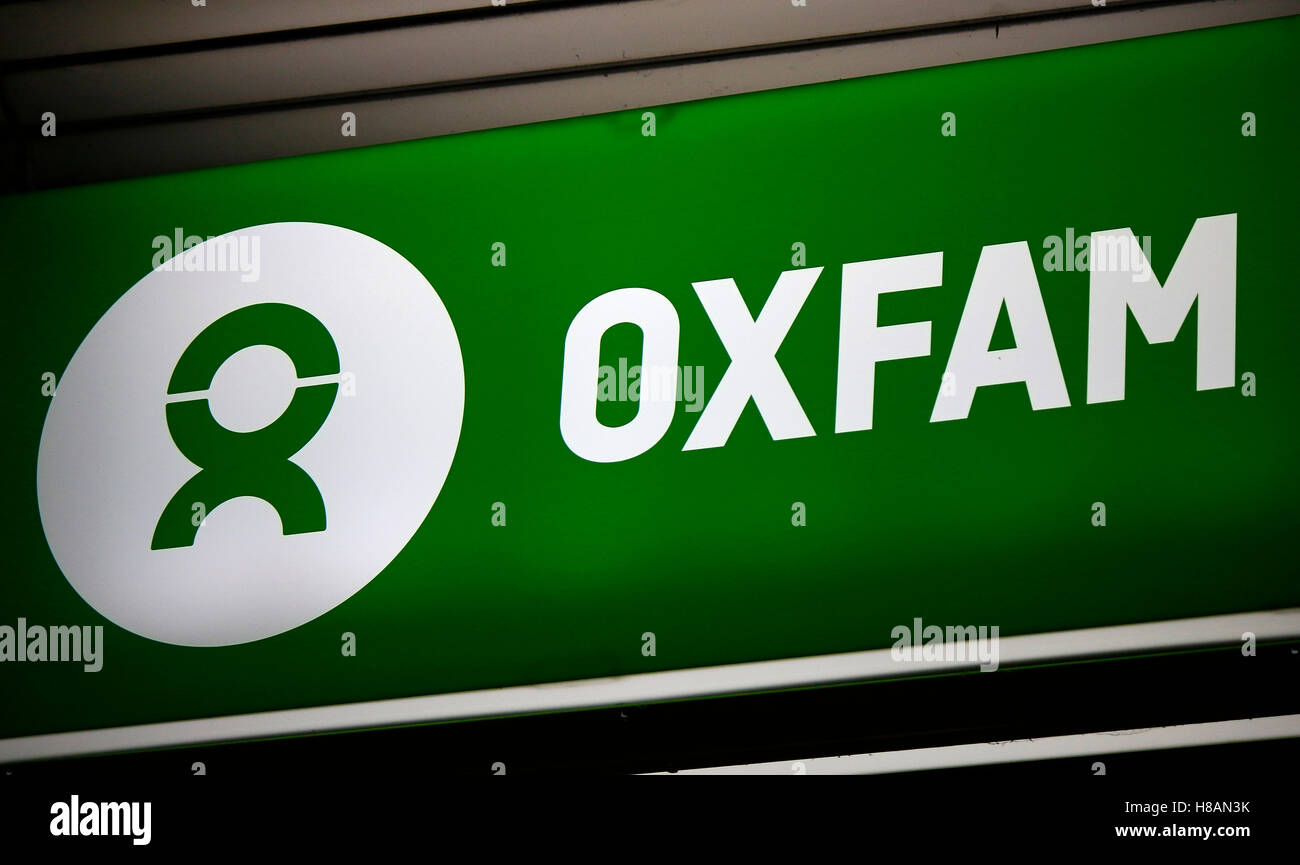 Logo das der Marke "Oxfam", Berlin. Banque D'Images