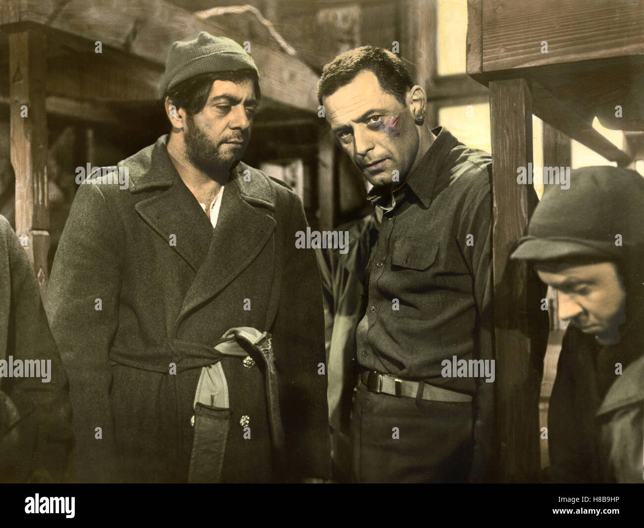 Stalag 17 (STALAG 17), USA 1953 s/w, Regie : Billy Wilder, WILLIAM HOLDEN (mi), clé : Gefangenenlager Kriegsgefangene Kopfverletzung,,, Banque D'Images