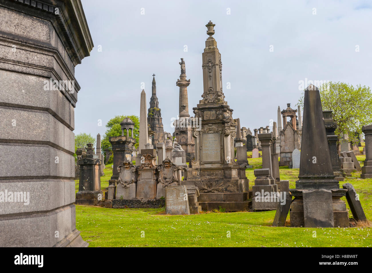 Tombes et monuments de la Nécropole de l'Est à Glasgow en Écosse Banque D'Images