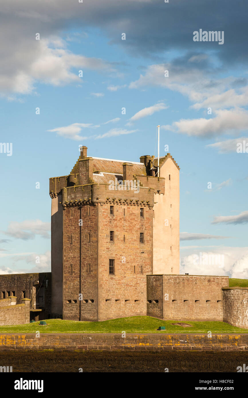 Broughty Castle sur l'estuaire de la Tay en Écosse. Banque D'Images