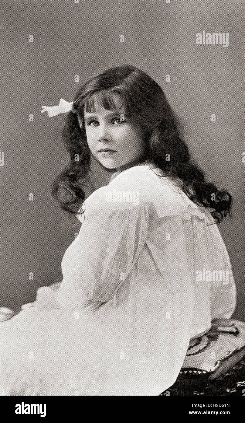 Elizabeth Angela Marguerite BowesLyon, 1900 2002. Vu ici à partir de