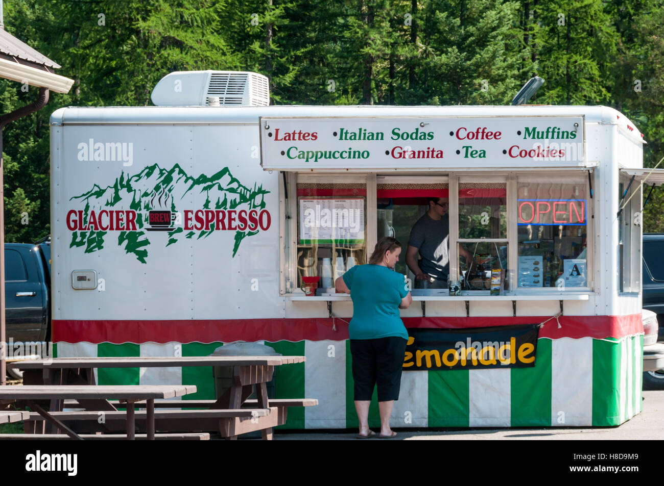 Le Glacier Brew café Expresso bar à West Glacier, Montana, USA. Banque D'Images