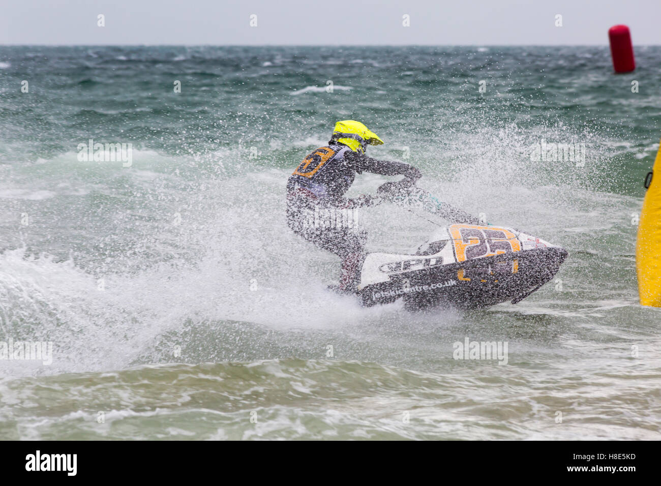 Grand Prix de la mer à Bournemouth, Dorset Royaume-Uni – les Championnats Aqua X Jetski avec course de jet ski en septembre Banque D'Images