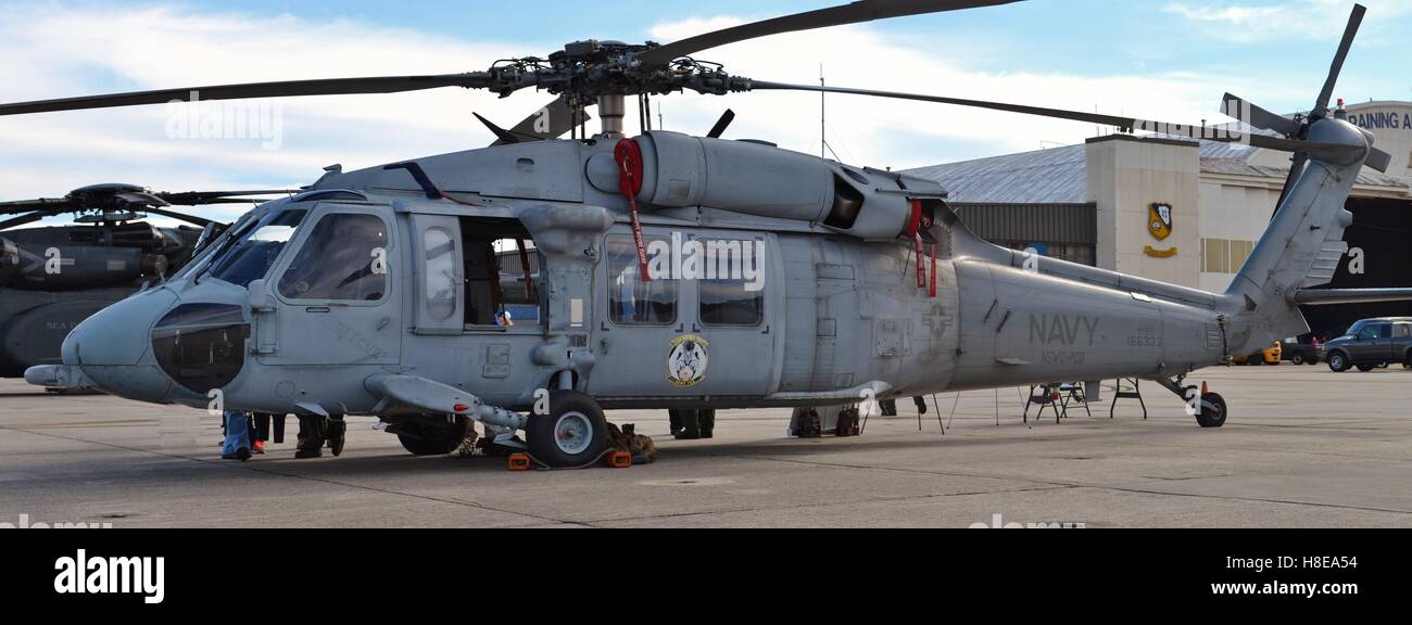 Un Sikorsky SH-60 Seahawk/MH-60 (ou Sea Hawk) exploité par la Marine américaine Banque D'Images