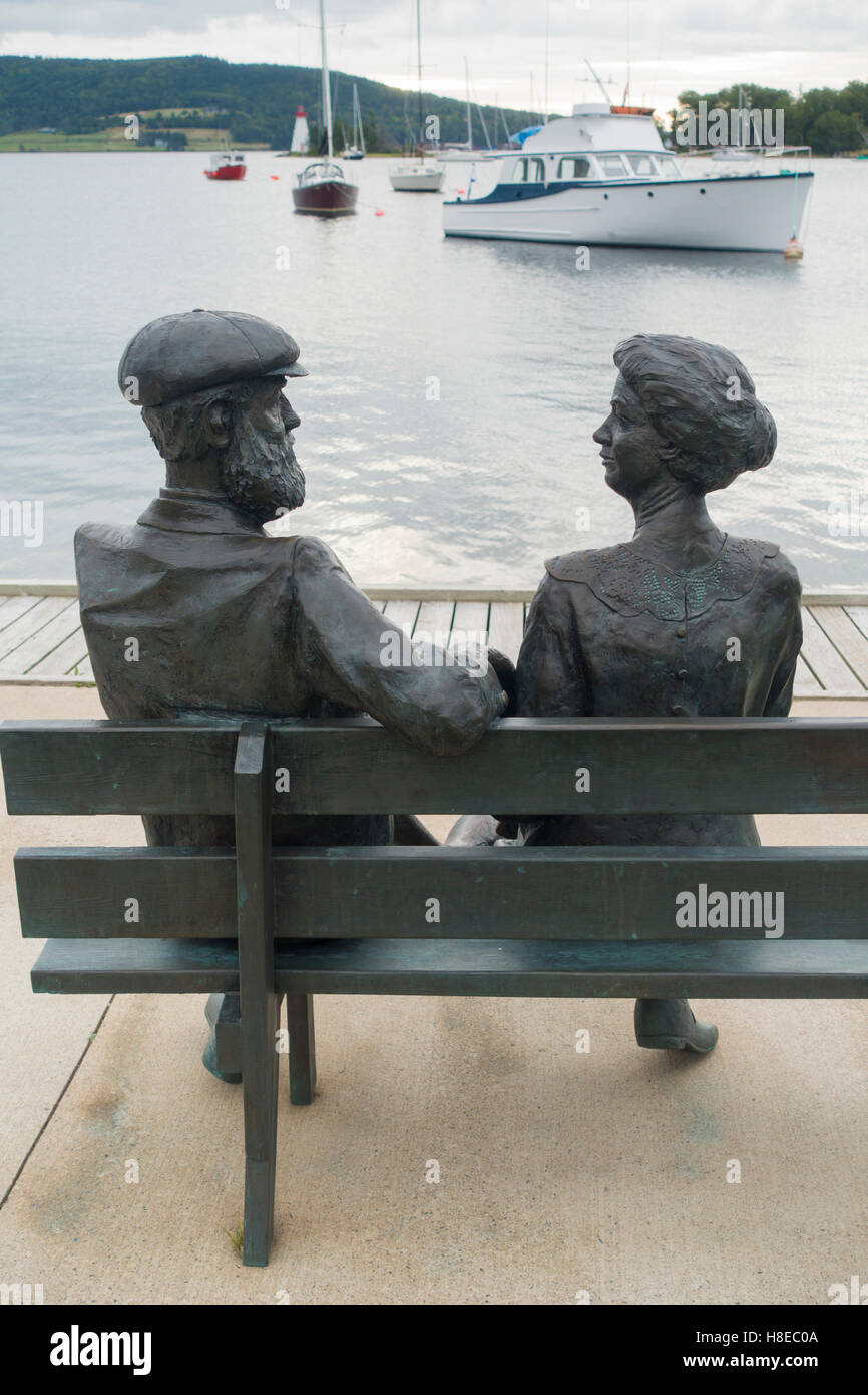 Alexander Graham Bell Mabel sculpture Baddeck Cape Breton Nova Scotia Banque D'Images