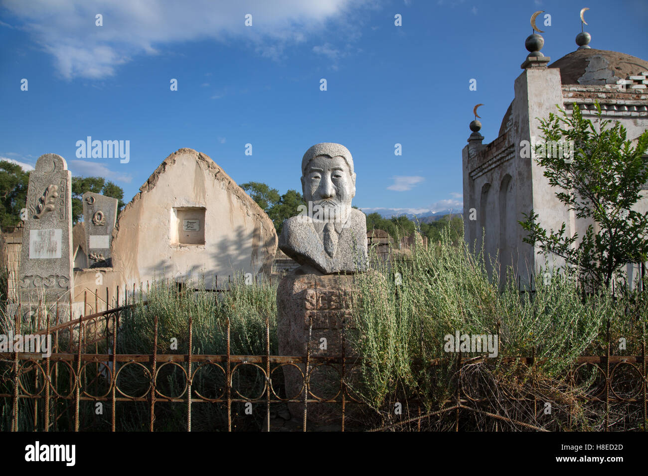 Kirghizistan - cimetière de Kochkor, province de Naryn - Voyage d'habitants de l'Asie centrale Banque D'Images
