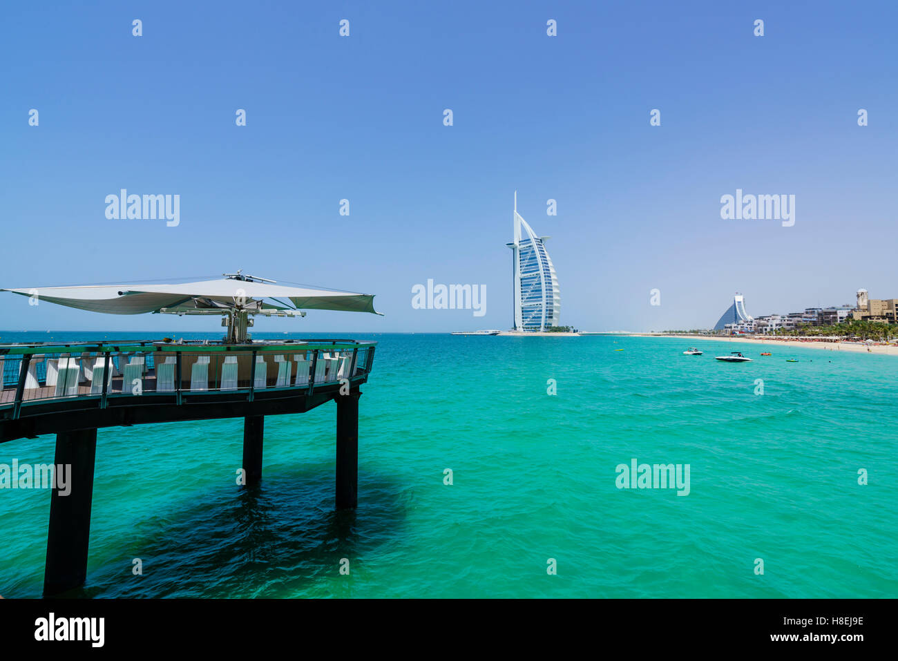 Burj Al Arab, la plage de Jumeirah, Dubai, Émirats arabes unis, Moyen Orient Banque D'Images