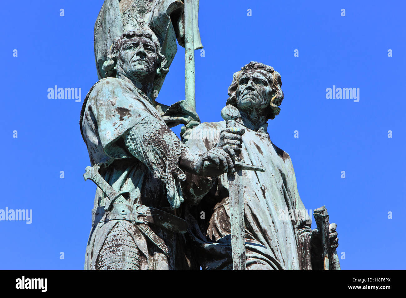 Monument à la 14e siècle héros flamand Jan Breydel et Pieter de Coninck à la place du marché à Bruges, Belgique Banque D'Images