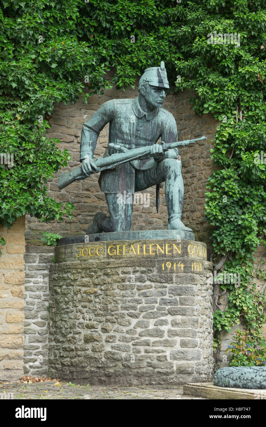 Monument aux morts Goslarer Jäger, soldats de la Première Guerre mondiale, sculpteur Hans Lehmann-Borges, Goslar, Basse-Saxe, Allemagne Banque D'Images