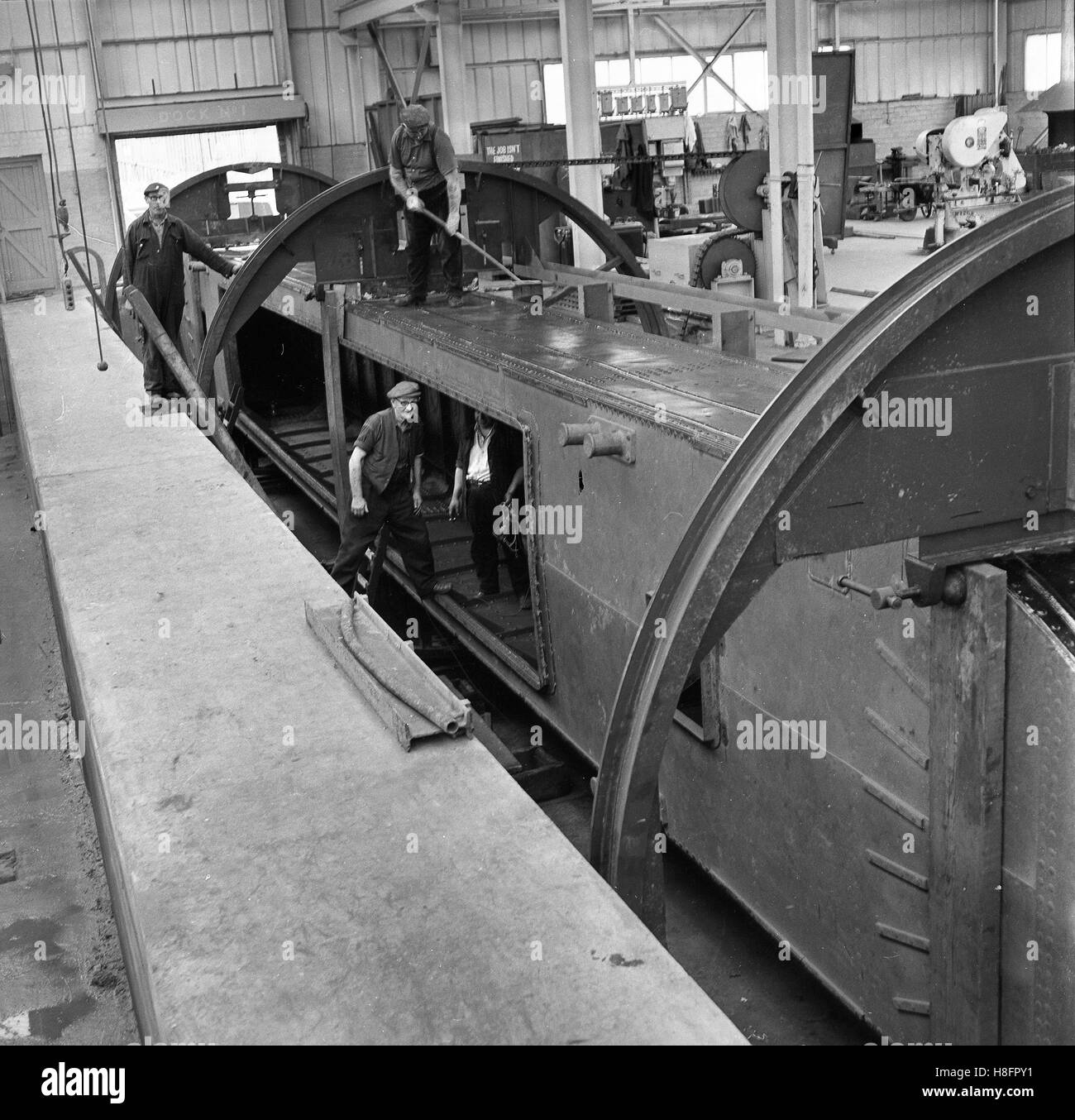 15-04 construction à Bradley Atelier d'eau dans les West Midlands, Angleterre , Royaume-Uni 2/8/1962 Banque D'Images