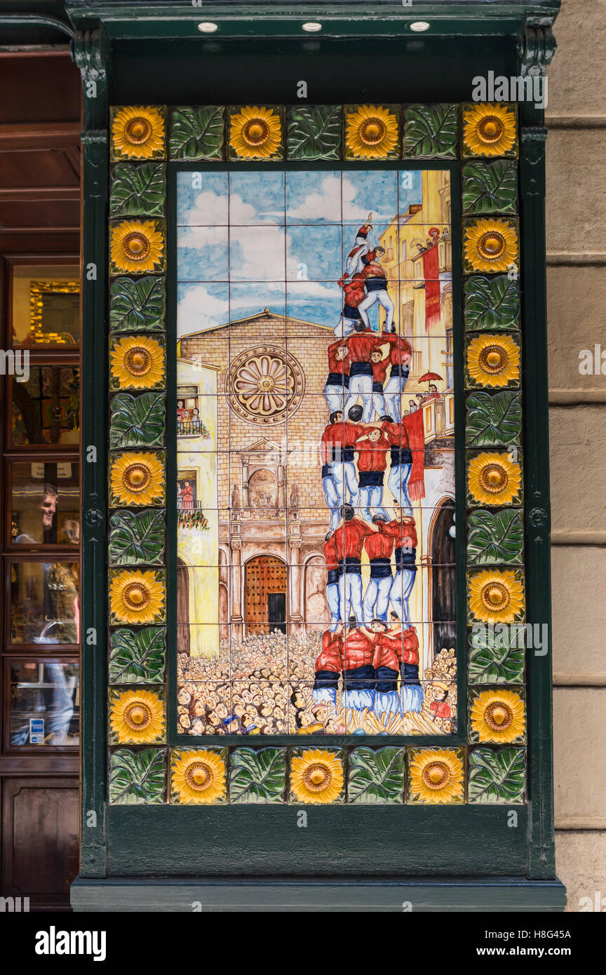 Les Catalans tour. Peinture sur céramique à Barcelone, Catalogne, Espagne. Banque D'Images