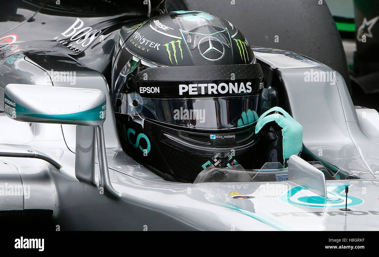 Sao Paulo, Brésil. 12 novembre, 2016. Nico Rosberg (GER) Mercedes AMG  Petronas F1 Team au cours de la formation officielle du Brésil Grand Prix  de Formule 1 en 2016 s'est tenue à