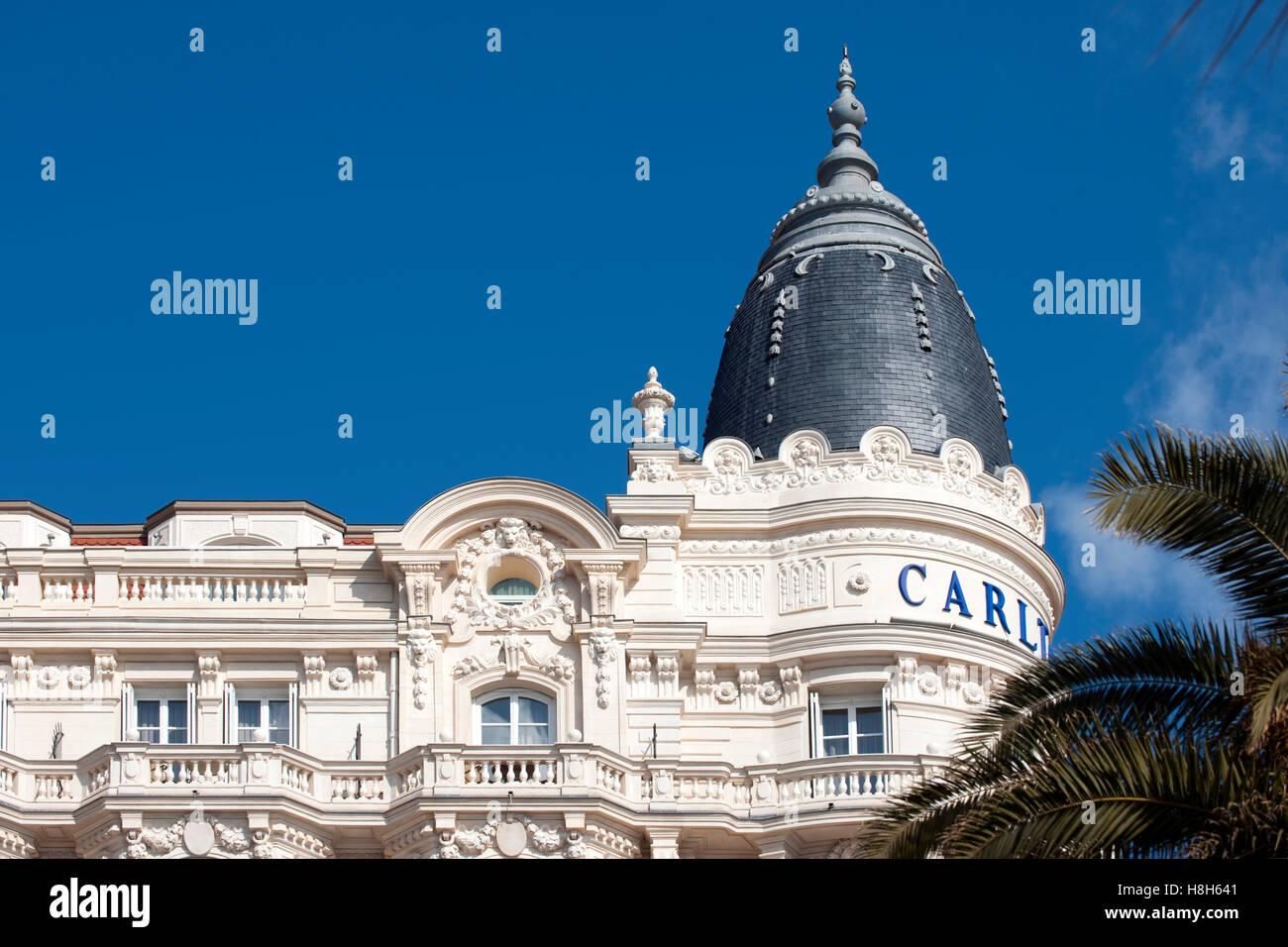 Frankreich, Cote d Azur, Cannes, Boulevard de la Croisette, l'Hotel Carlton Banque D'Images