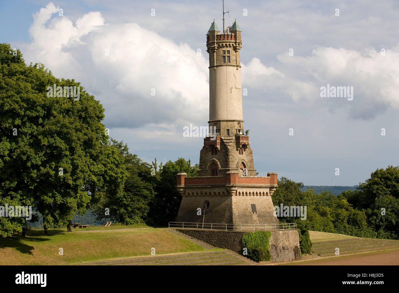L'Allemagne, la Ruhr, plus humide à la rivière Ruhr, l'Harkort tower. Banque D'Images