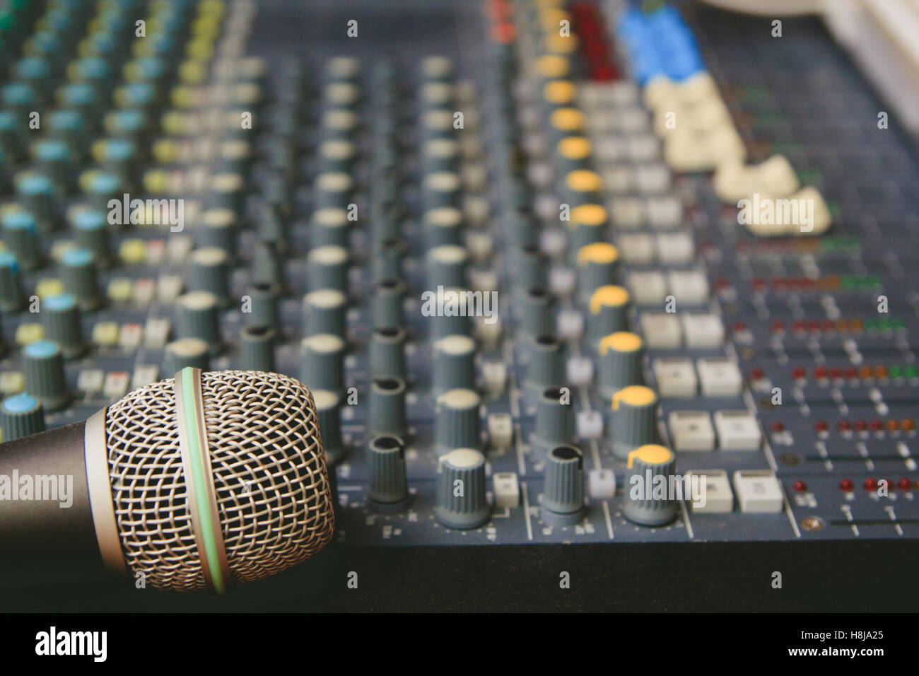 Mixer audio et microphone Banque D'Images
