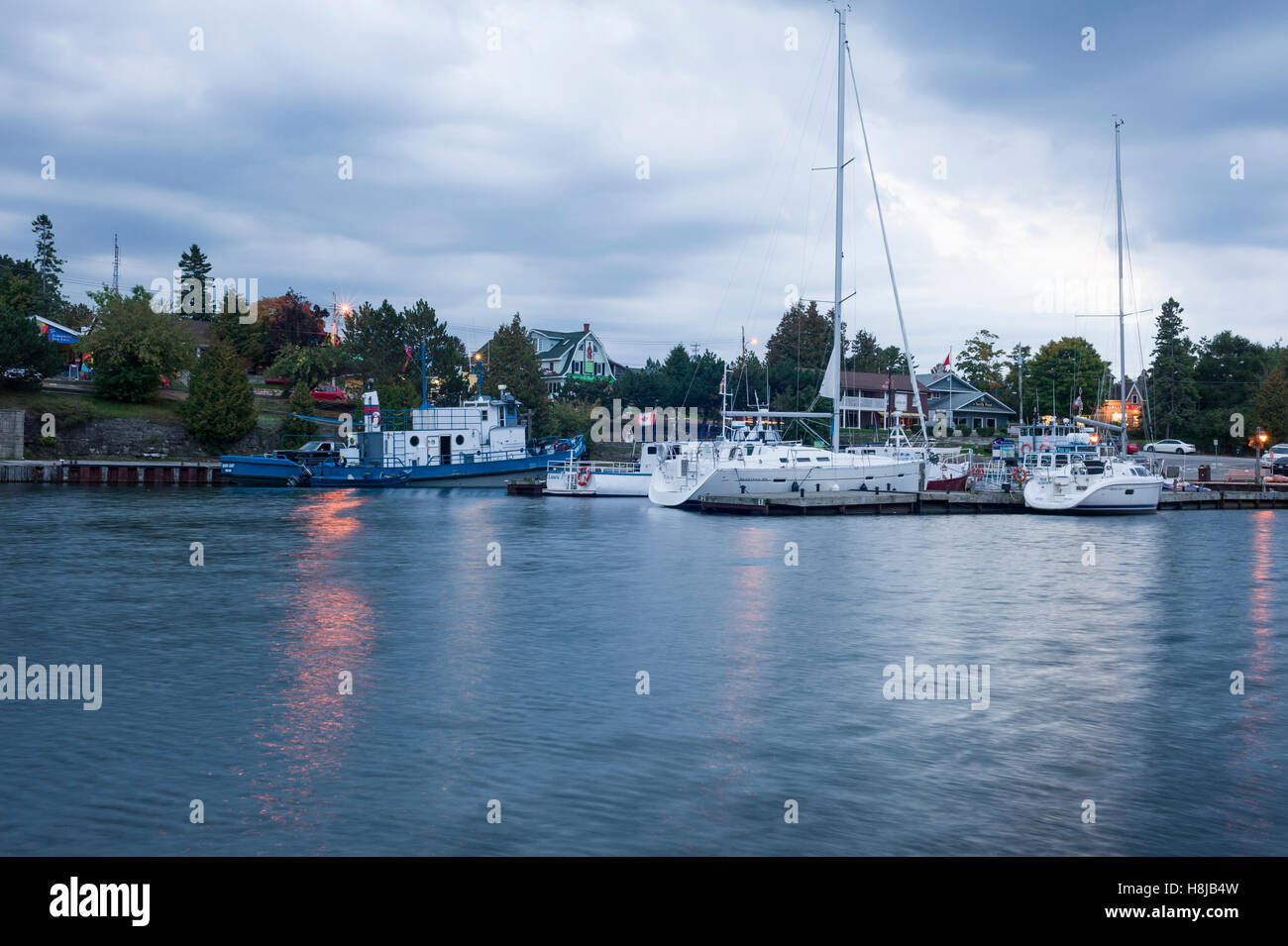 La ville de Tobermory est une petite collectivité située à la pointe nord de la péninsule Bruce, en Ontario, au Canada Banque D'Images