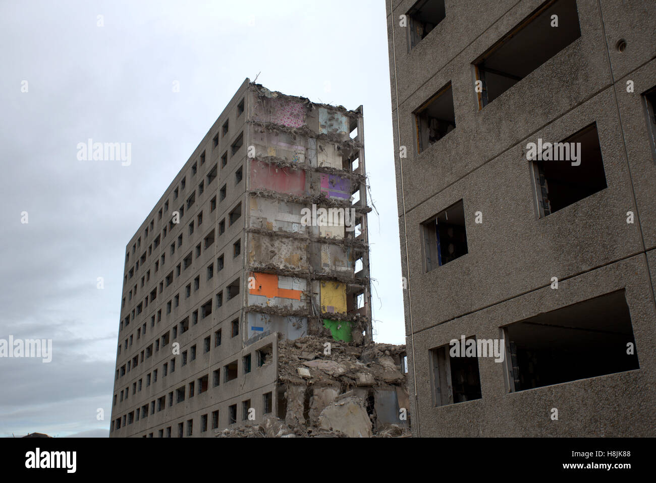 Démolition de la tour de Glasgow haut de blocs appartements ou de gratte-ciel Banque D'Images