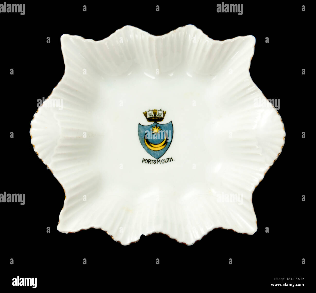"La Chine à Portsmouth' vintage plat en porcelaine poterie par Willow (Hewitt et Leadbeater, Longton, Stoke-on-Trent) Banque D'Images