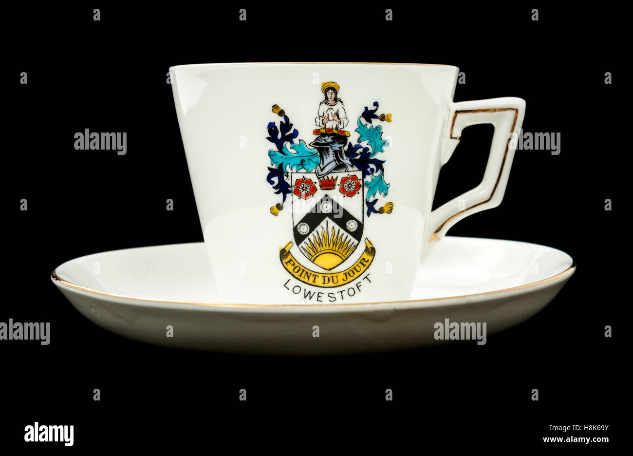 'Lowestoft' crested chine tasse et soucoupe faite par Shelley pour la Poterie & Co Chine Chambres dans Lowestoft Banque D'Images