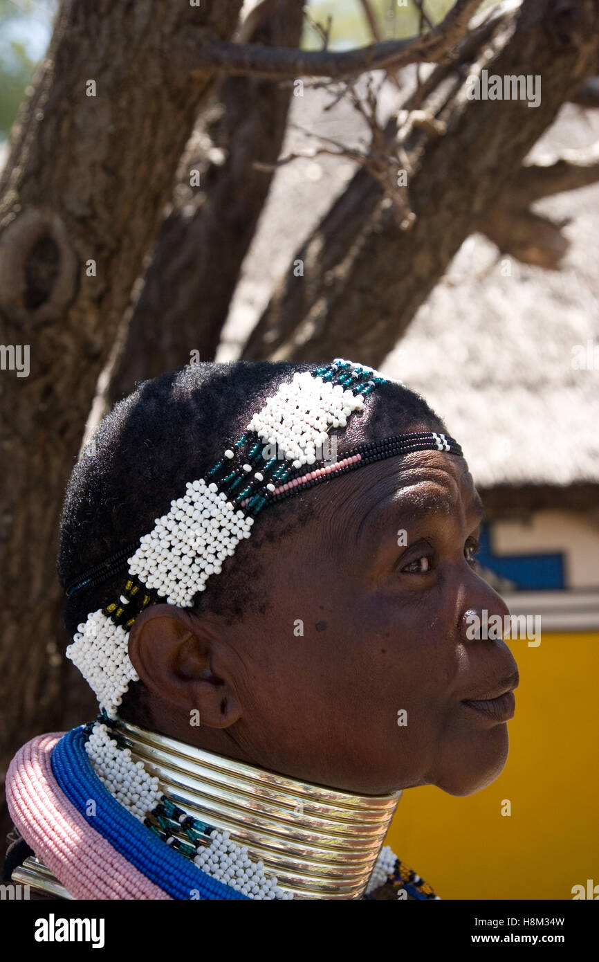 Les gens de la tribu ndebele en Afrique du Sud Banque D'Images