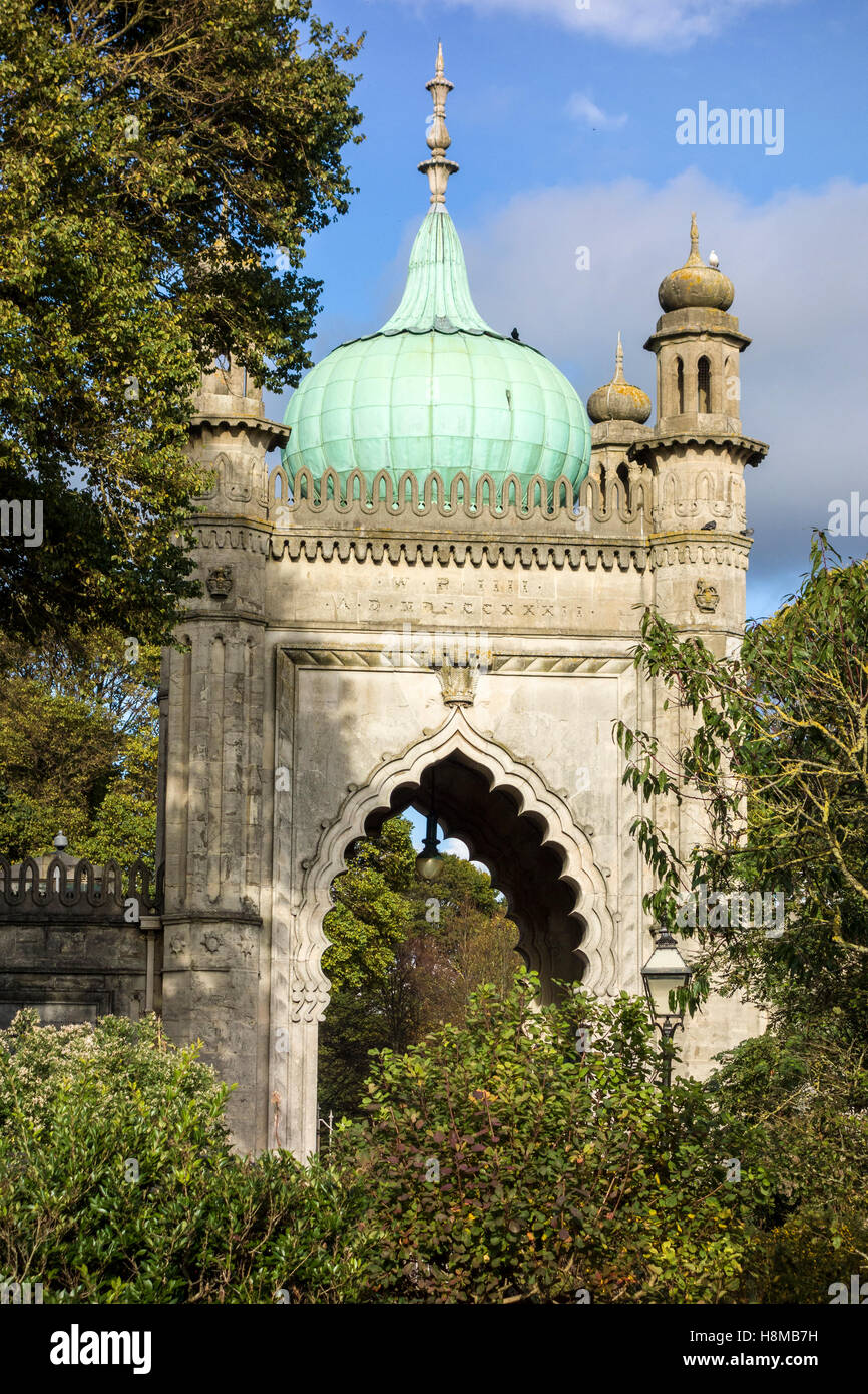 Porte nord (1832) du Royal Pavilion, Brighton, Sussex, UK Banque D'Images