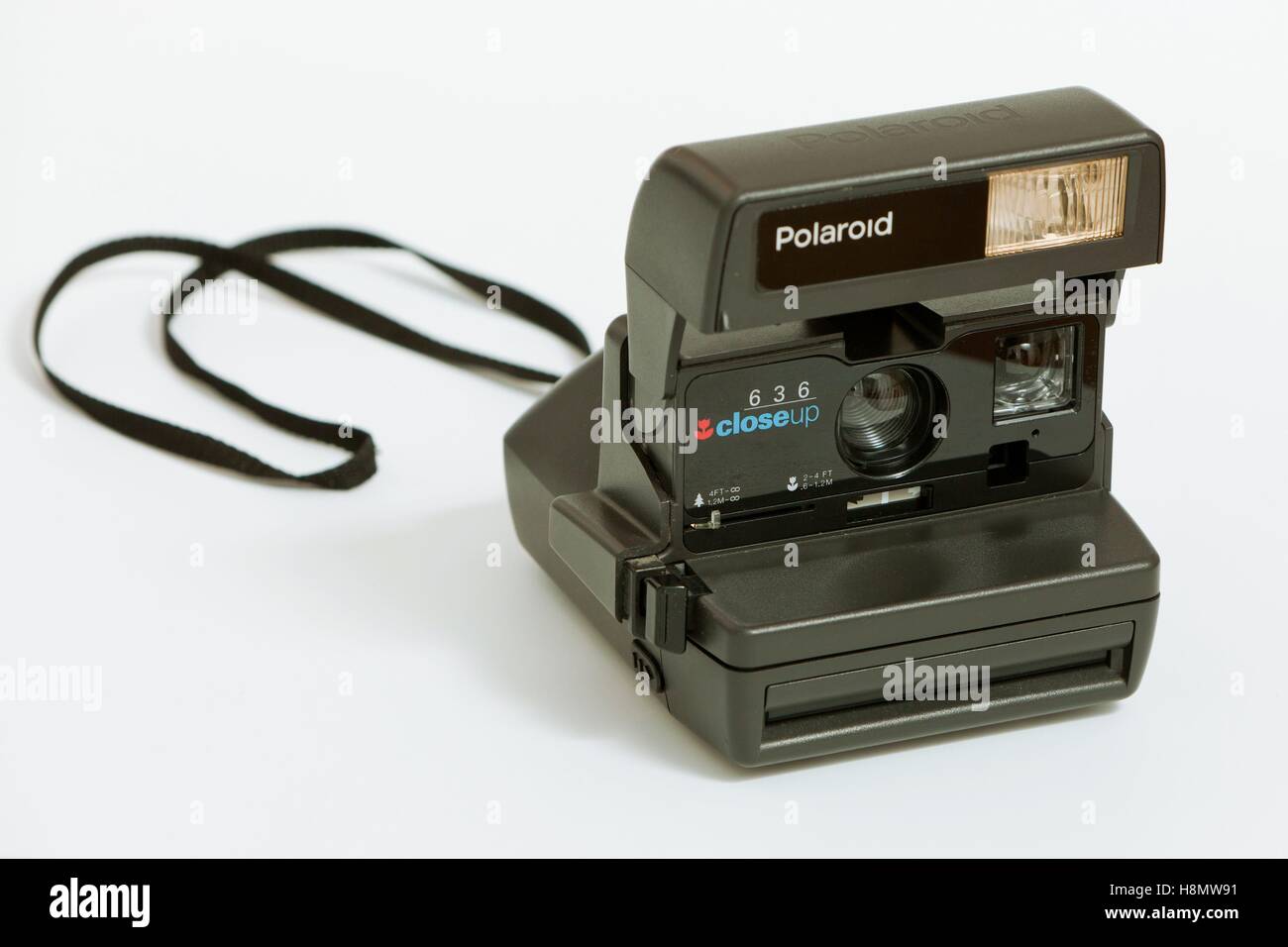 Photo du produit d'un ancien appareil photo Instantané Polaroïd sur fond  blanc (seulement !) dans le monde entier d'utilisation | Photo Stock - Alamy